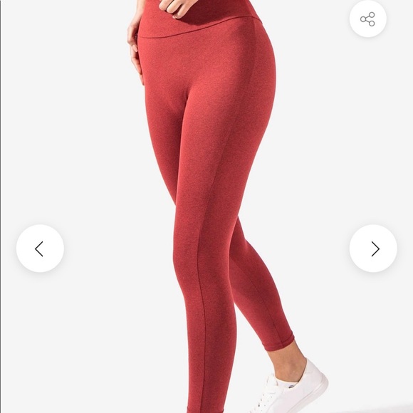 Not available anymore. The poshmark app is glitching and wouldnât delete it - Picture 10 of 10